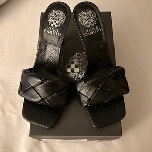 Vince Camuto Brelanie in Black size 8